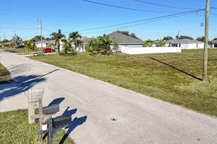 1317 NW 9th Terrace, Cape Coral, FL 33993 - Photo 19