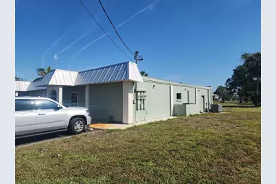 401 E Olympia Avenue #2, Punta Gorda, FL 33950 - Photo 3