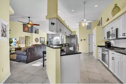 18694 Macgill Avenue, Port Charlotte, FL 33948 - Photo 15