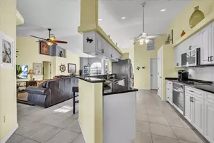 18694 Macgill Ave, Port Charlotte, FL 33948 - Photo 15