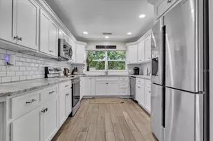 6723 Avenue C, Sarasota, FL 34231 - Photo 25