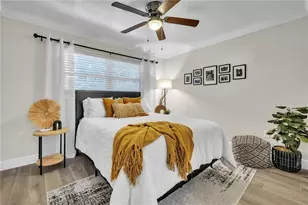 6723 Avenue C, Sarasota, FL 34231 - Photo 45