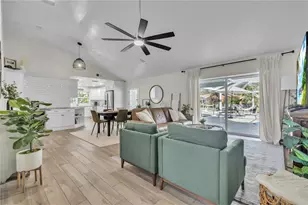 6723 Avenue C, Sarasota, FL 34231 - Photo 9