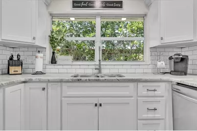 6723 Avenue C, Sarasota, FL 34231 - Photo 31