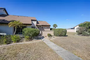 5701 Mashie Cir, North Port, FL 34287 - Photo 3