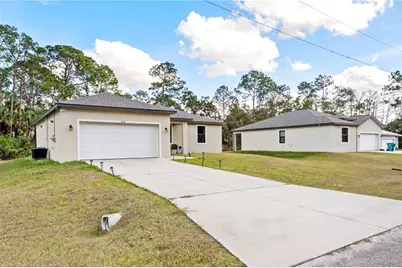 8031 Sandy Cir, Labelle, FL 33935 - Photo 47