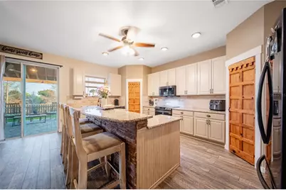 2724 Suncoast Lakes Boulevard, Punta Gorda, FL 33980 - Photo 11