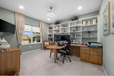 2213 SW 7th Place, Cape Coral, FL 33991 - Photo 7