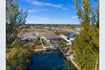 2213 SW 7th Place, Cape Coral, FL 33991 - Photo 39