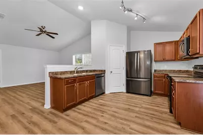 22050 Seaton Avenue, Port Charlotte, FL 33954 - Photo 7