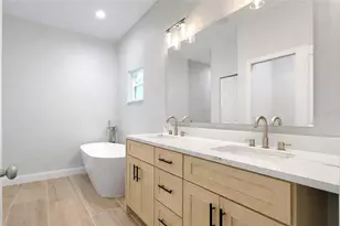 6231 Rowe St, Englewood, FL 34224 - Photo 11