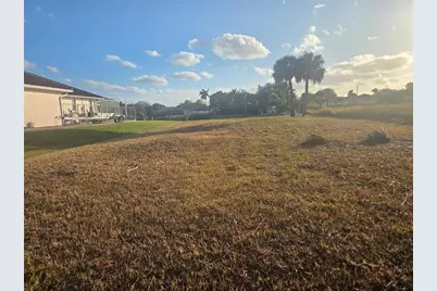 13429 Marquette Boulevard, Fort Myers, FL 33905 - Photo 5