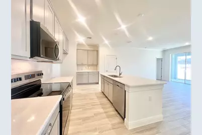 31 Fallen Oak Lane, Palm Coast, FL 32137 - Photo 11