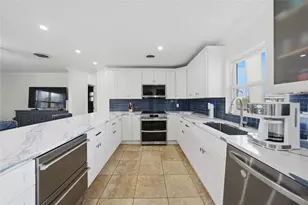 8416 Riverside Dr, Punta Gorda, FL 33982 - Photo 15