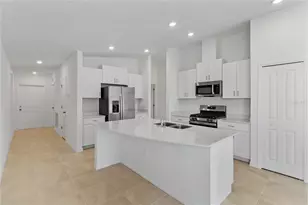 9136 Tequila Sunrise Dr, Sarasota, FL 34241 - Photo 9