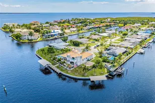 290 Tait Terrace SE, Port Charlotte, FL 33952 - Photo 3