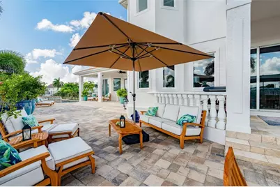 290 Tait Terrace SE, Port Charlotte, FL 33952 - Photo 9