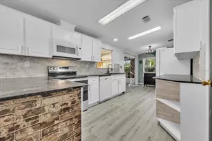 3918 Wildview Ct, North Fort Myers, FL 33917 - Photo 9