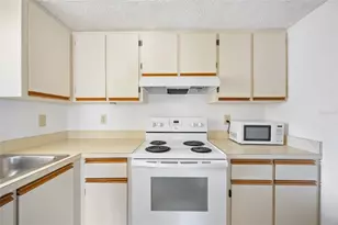 19505 Quesada Ave, Port Charlotte, FL 33948 - Photo 11