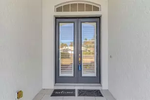 4900 Old Oakleaf Dr, Sarasota, FL 34233 - Photo 7