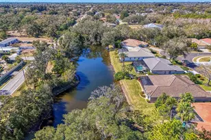 4900 Old Oakleaf Dr, Sarasota, FL 34233 - Photo 77