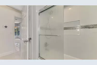 4900 Old Oakleaf Drive, Sarasota, FL 34233 - Photo 55