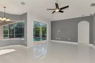 4900 Old Oakleaf Dr, Sarasota, FL 34233 - Photo 23