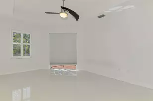 4900 Old Oakleaf Dr, Sarasota, FL 34233 - Photo 39