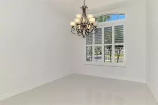 4900 Old Oakleaf Dr, Sarasota, FL 34233 - Photo 17