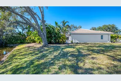 4900 Old Oakleaf Drive, Sarasota, FL 34233 - Photo 71