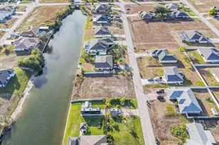 322 NE 20th St, Cape Coral, FL 33909 - Photo 27