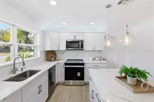 4637 Maceachen Blvd, Sarasota, FL 34233 - Photo 11