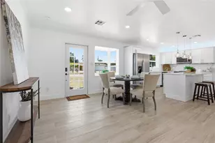 4637 Maceachen Blvd, Sarasota, FL 34233 - Photo 7