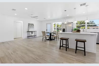 4637 Maceachen Boulevard, Sarasota, FL 34233 - Photo 15