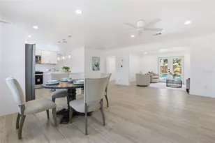 4637 Maceachen Blvd, Sarasota, FL 34233 - Photo 9