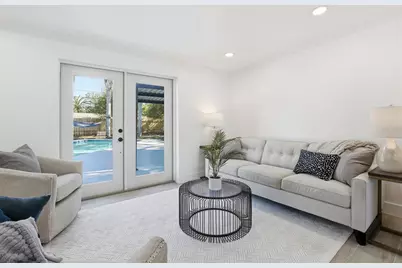 4637 Maceachen Boulevard, Sarasota, FL 34233 - Photo 19