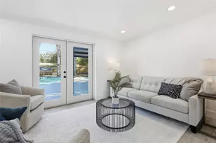 4637 Maceachen Blvd, Sarasota, FL 34233 - Photo 19