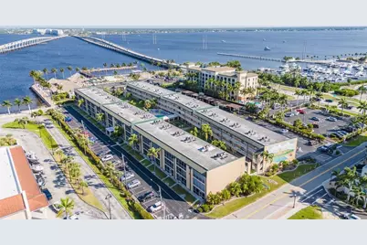 150 Harborside Avenue #209, Punta Gorda, FL 33950 - Photo 1