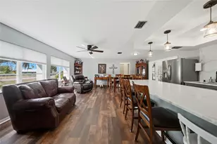 405 Ridgecrest Dr, Punta Gorda, FL 33982 - Photo 3