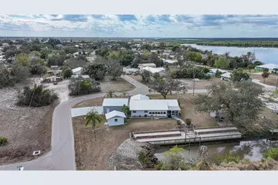 405 Ridgecrest Drive, Punta Gorda, FL 33982 - Photo 25