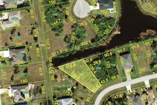 132 Crevalle Rd, Rotonda West, FL 33947 - Photo 1