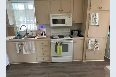 5601 Duncan Rd #31, Punta Gorda, FL 33982 - Photo 7