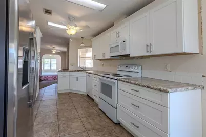 2100 Kings Highway Lane #1064, Port Charlotte, FL 33980 - Photo 17