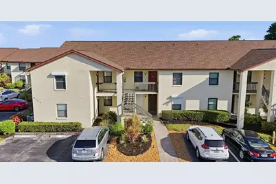 9270 Lake Park Drive #201, Fort Myers, FL 33919 - Photo 3