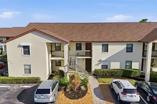 9270 Lake Park Dr, Fort Myers, FL 33919 - Photo 3