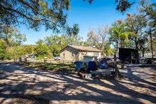 10507 Main St, Thonotosassa, FL 33592 - Photo 15