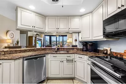 3020 Matecumbe Key Road #303, Punta Gorda, FL 33955 - Photo 11