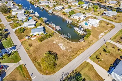 700 Hollyhill Court, Punta Gorda, FL 33950 - Photo 13