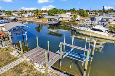 700 Hollyhill Court, Punta Gorda, FL 33950 - Photo 9