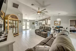 3714 Gulfbreeze Ln, Punta Gorda, FL 33950 - Photo 11